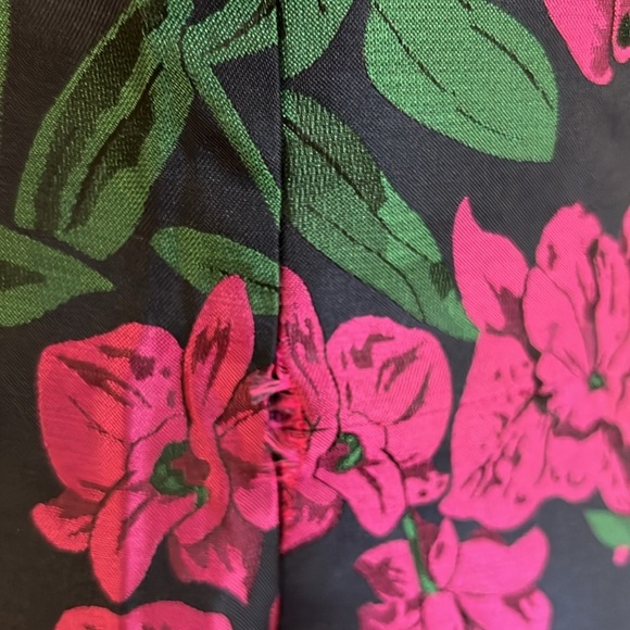 ♥️♥️Absolutely Exquisite Navy Blue Floral Jacquard Mini Dress ♥️♥️ - Picture 6 of 9